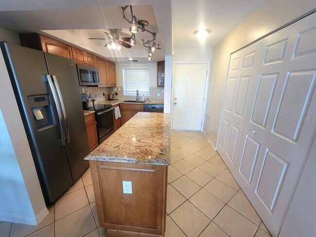 Building Photo - 311 Newport Dr