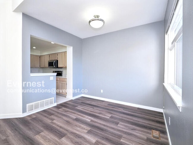 Building Photo - 4123 Fieldstone Dr