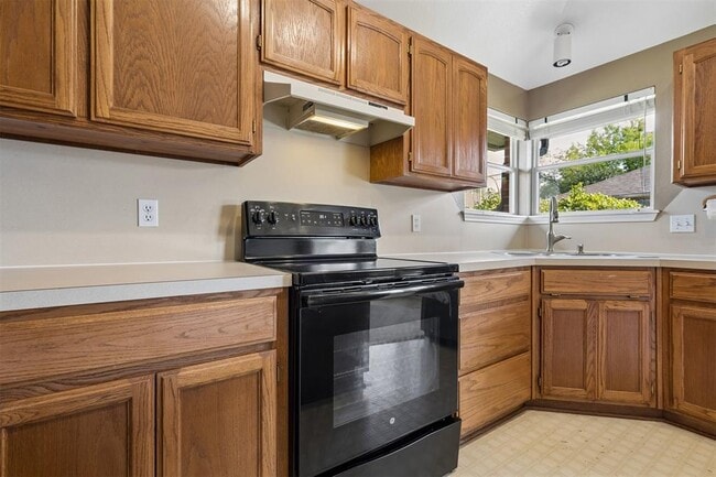 Building Photo - 1708 Creekside Ct