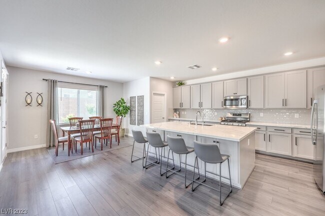 Building Photo - 4035 Redwood Gln Ct