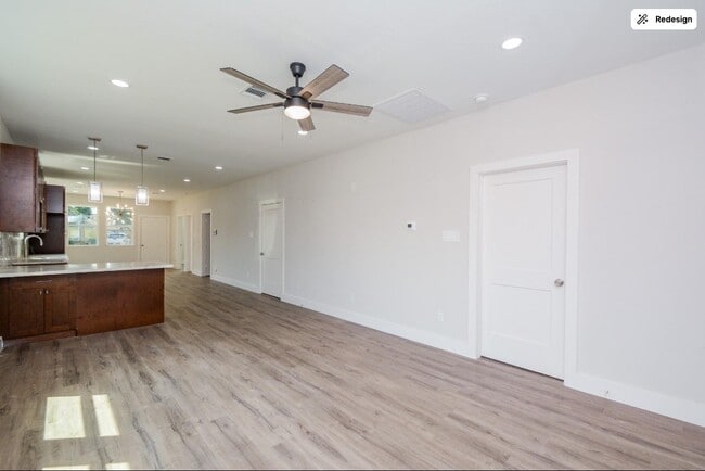 Building Photo - 5923 Southtown St