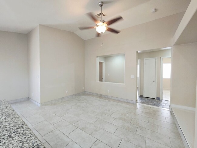 Building Photo - READY TO RENT!  3 BED/2 BATH HOME IN SOUTHWEST LAS VEGAS!