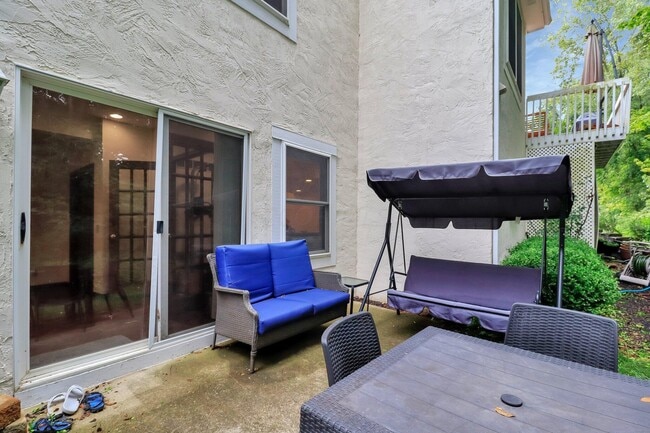 Building Photo - 5260 Leydorf Ln