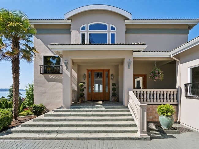 Primary Photo - 10925 81st Pl NE