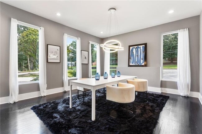 Building Photo - 1756 N Akin Dr NE