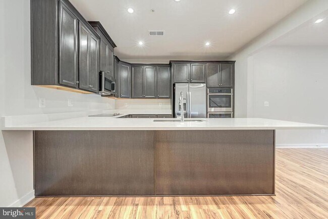 Building Photo - 13504 Innovation Station Lp