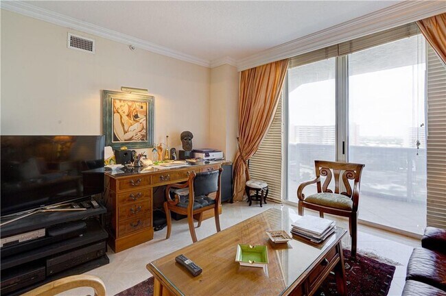 Building Photo - 3200 N Ocean Blvd