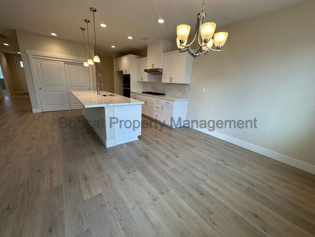 Building Photo - 1631 Delta Downs Dr