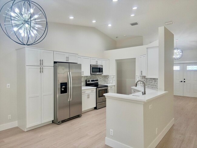 Building Photo - 22864 Marbella Cir