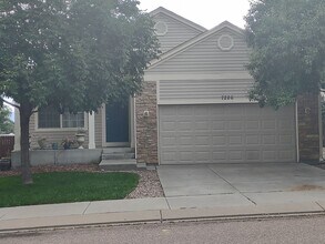 Building Photo - 7226 Bentwater Dr