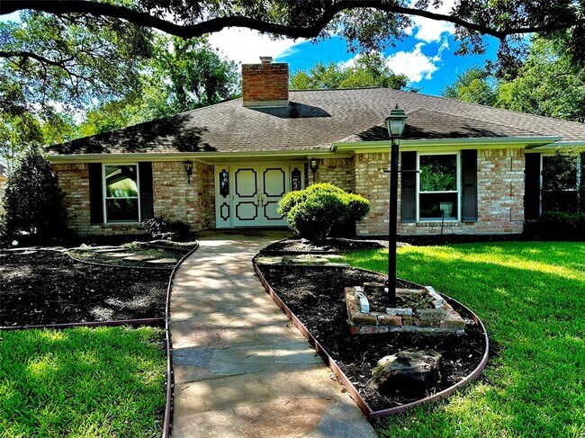 Primary Photo - 3007 Broadmoor Dr