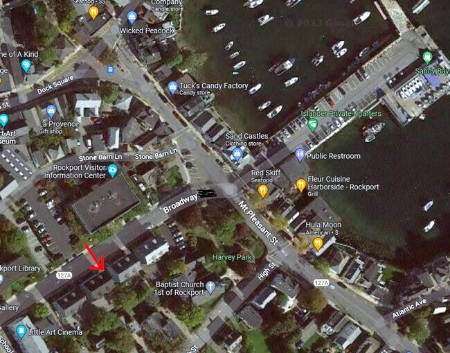 Building Photo - 9 Broadway Ave