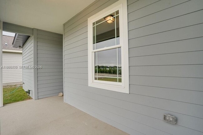 Building Photo - 24722 SW 21st Ln