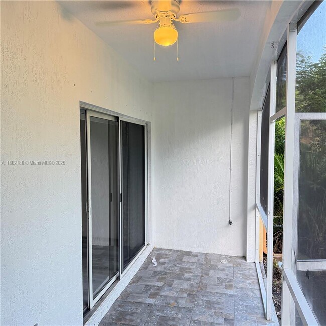 Building Photo - 6482 Catalina Ln