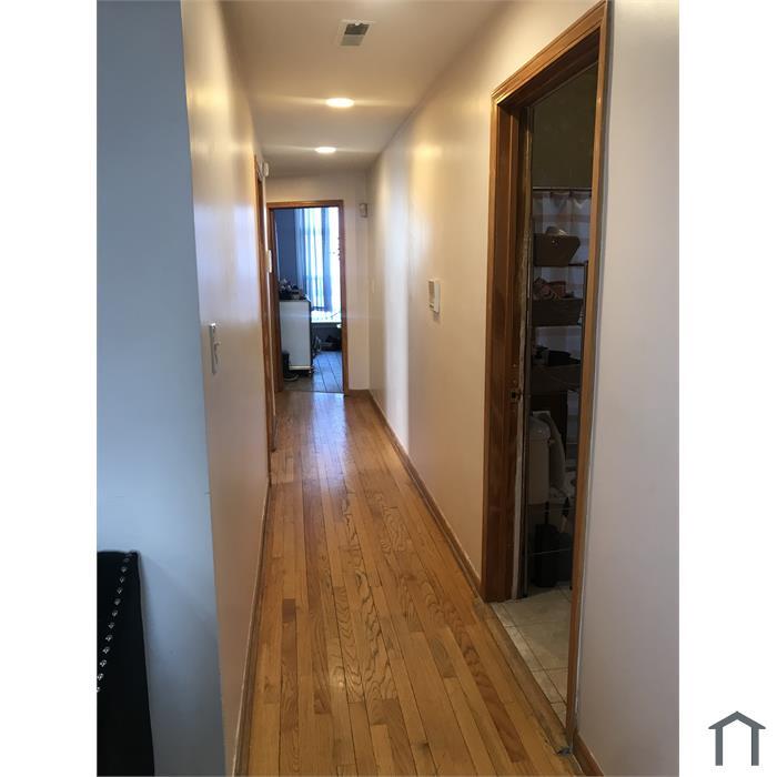 Building Photo - 4733 S Indiana Ave