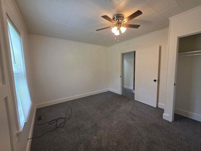 Building Photo - 1341 Herrod St