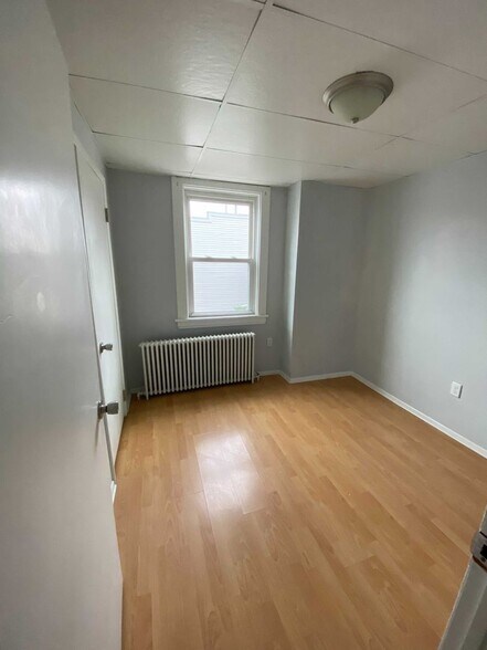 Building Photo - 2300 Arlington Ave