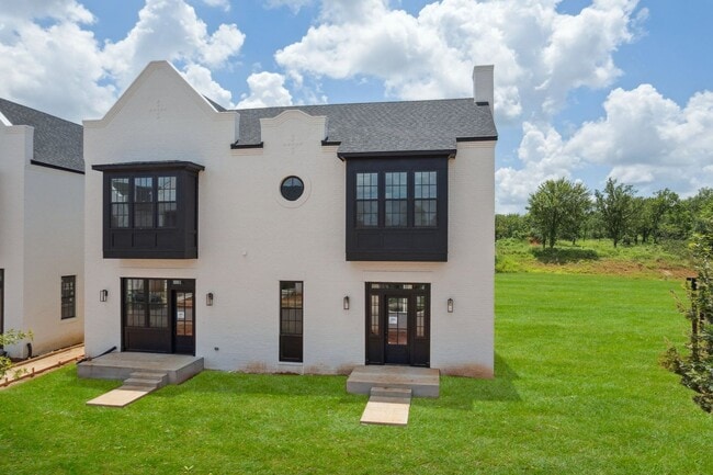 Building Photo - Natural Soul, Modern Flow, Your Boho Escape Awaits!