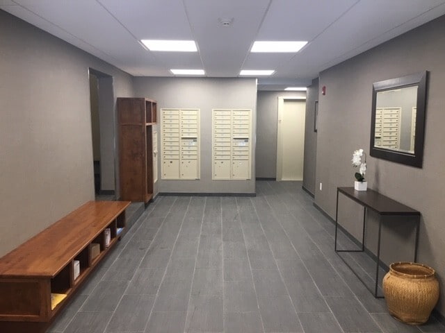 Building Photo - 33 Lancaster Terrace