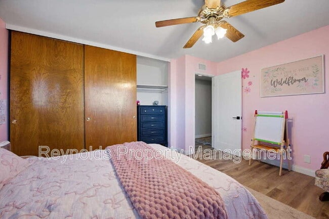 Building Photo - 1953 Granite Hills Dr