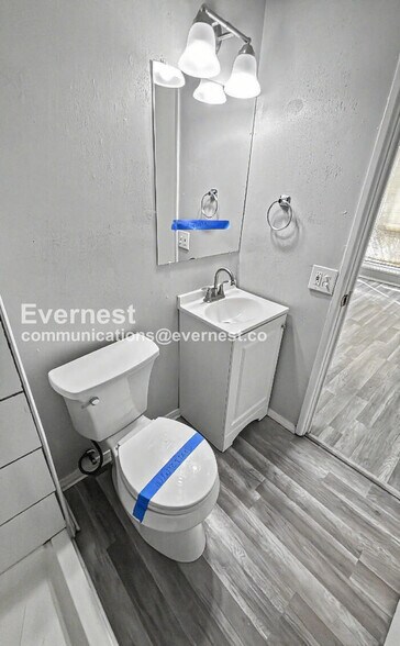 Building Photo - 2380 Grassland Dr