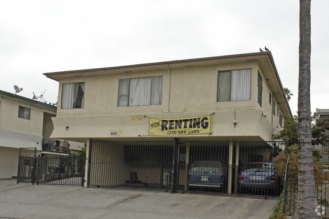 Building Photo - 162 N Mariposa Ave