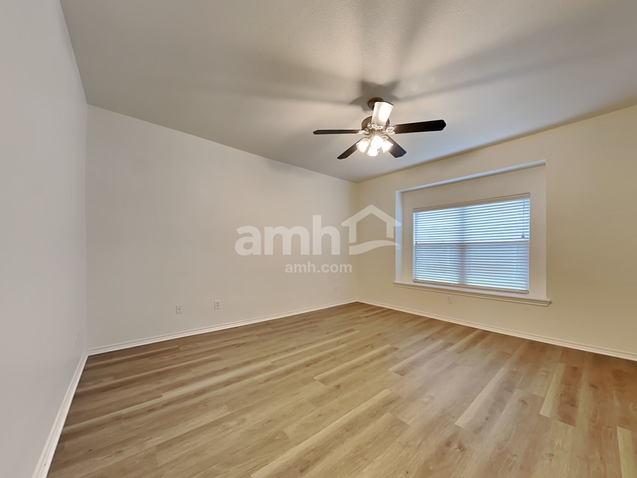 Building Photo - 10608 Cloisters Dr