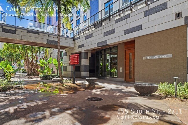 Building Photo - 555 South St