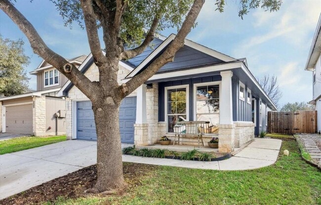 Primary Photo - 3405 Barksdale Dr