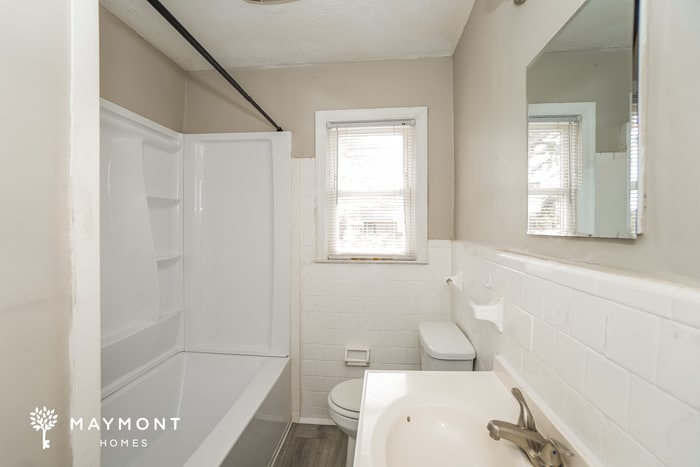 Building Photo - 532 Amy Dr