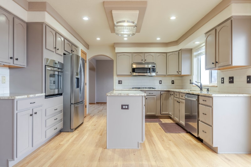 Building Photo - 11960 Conestoga Trail S