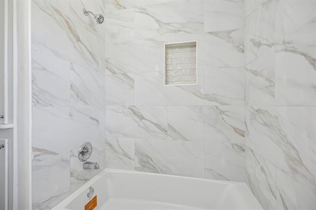 Building Photo - 9361 Angora St