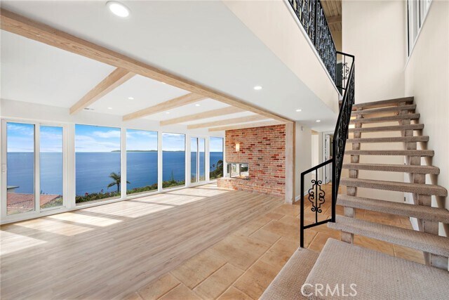 Building Photo - 615 Bolsana Dr
