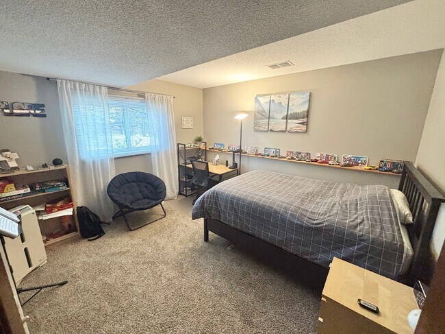 Building Photo - 13685 Harwell Path