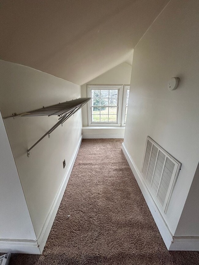Building Photo - 3/2 House in Old East Rome $1,895