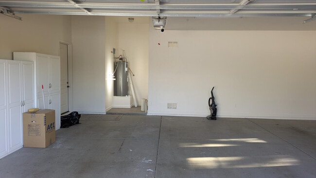 Building Photo - 26815 N 71st Pl