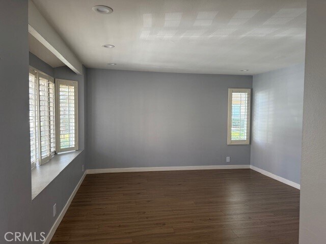 Building Photo - 63 Thicket