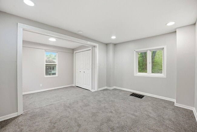 Building Photo - 1041 Market St