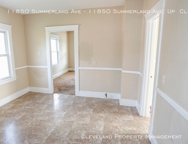 Building Photo - 11850 Summerland Ave