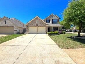Building Photo - 601 Arrowhead Trail