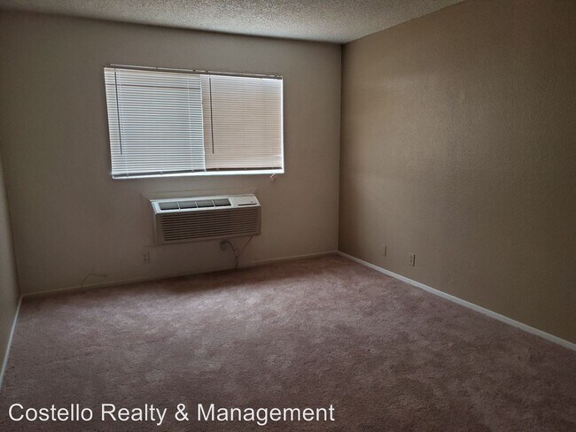 Primary Photo - 1509 E Harmon Ave