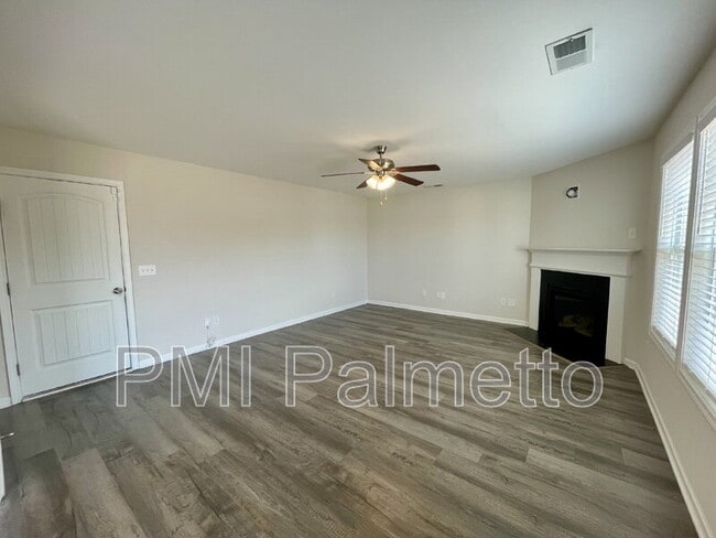 Building Photo - 1 Belle Ct