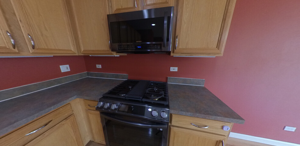 Kitchen - 1422 S Halsted St