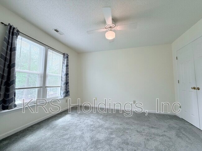 Building Photo - 1208 Tobacco Barn Rd