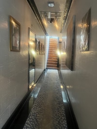 Building Photo - 573 E 93rd St