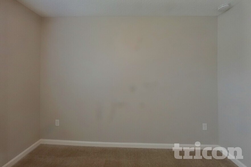 Building Photo - 9762 Lemon Grass Ln