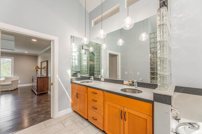 Building Photo - 5816 Leven Links Ct