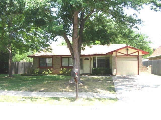 Primary Photo - 1613 Whiteoak Dr