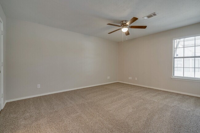 one of the 3 bedrooms - 1233 Cordell St