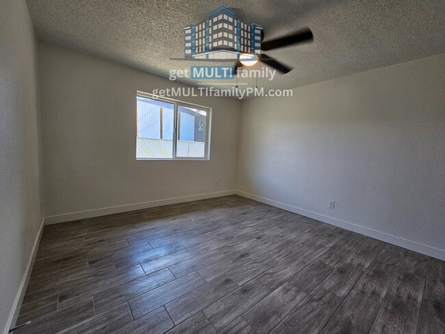 Building Photo - 2535 W Missouri Ave